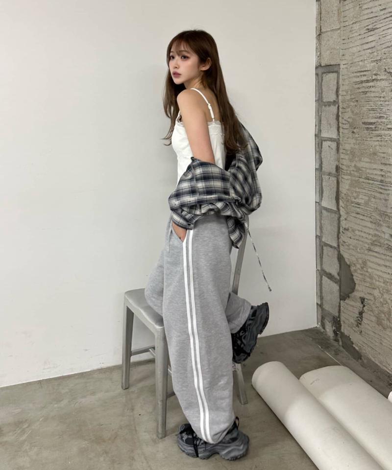 【着回し力抜群な万能アイテム/サイズ展開あり】パット付レースキャミ