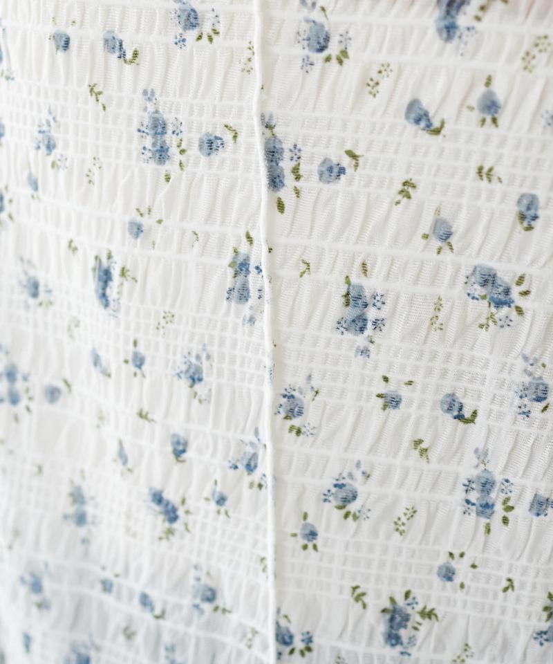 【WEB限定】小花柄ボトルネックプルオーバー