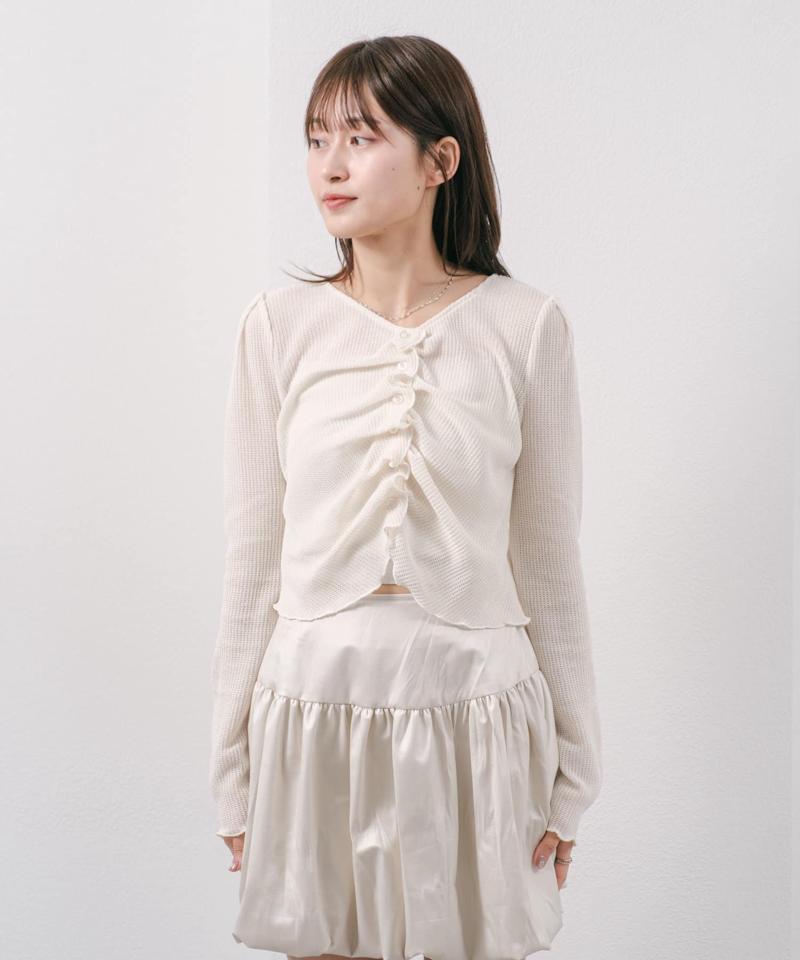 【初夏まで着れる】フロントシャーリングTee