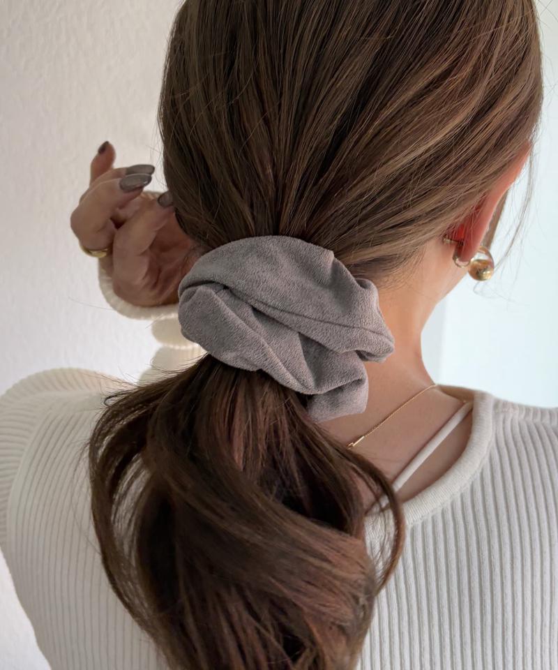 スエードシュシュ