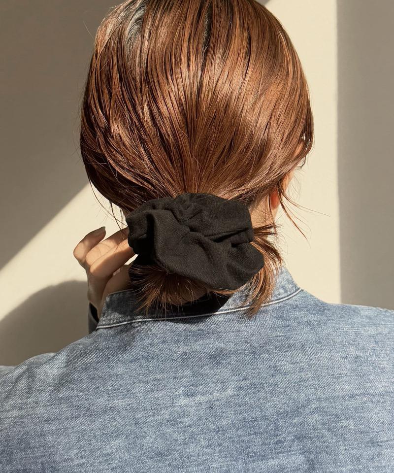 スエードシュシュ