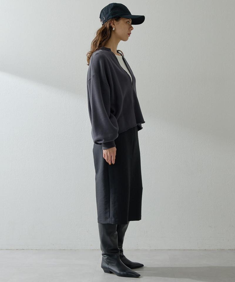 スウェットVネックプルオーバー２