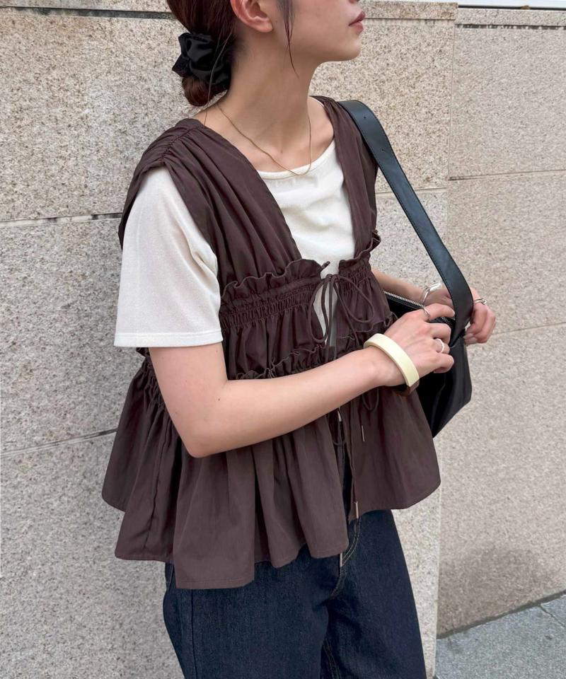 《オールシーズン使える!》【umm.】ギャザーリボン使いノースリブラウス