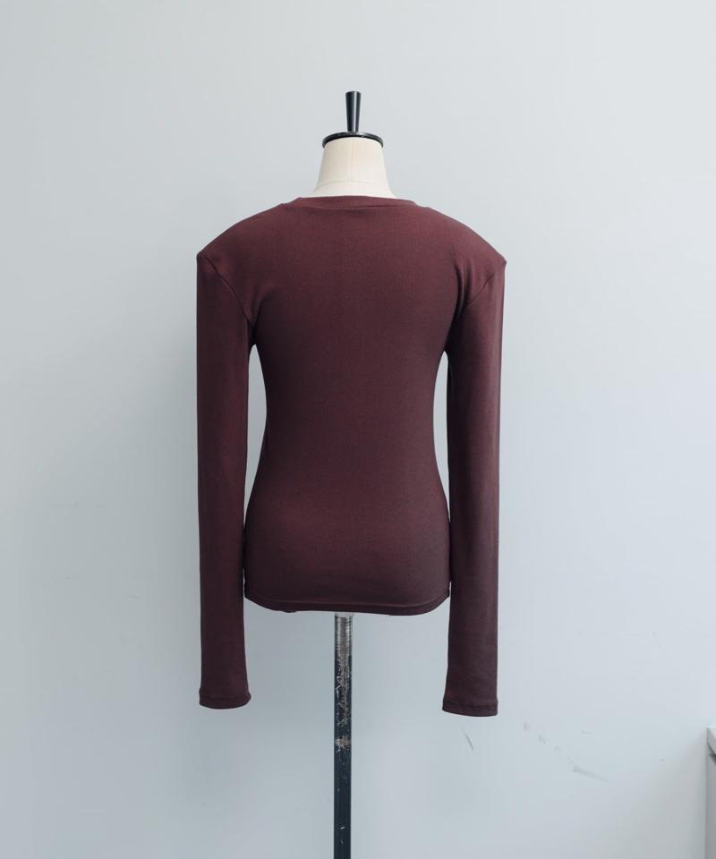 Power shoulder slit Tee