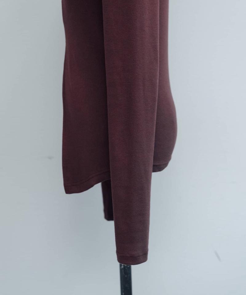 Power shoulder slit Tee