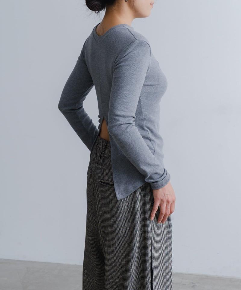 Power shoulder slit Tee