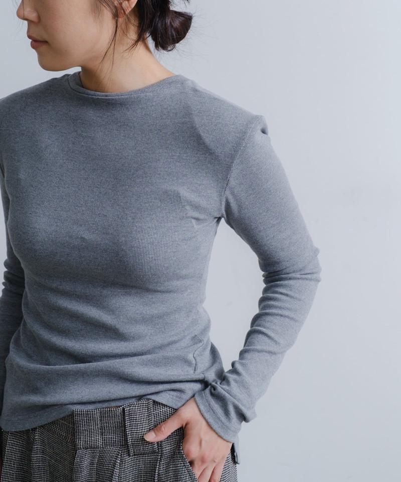 Power shoulder slit Tee