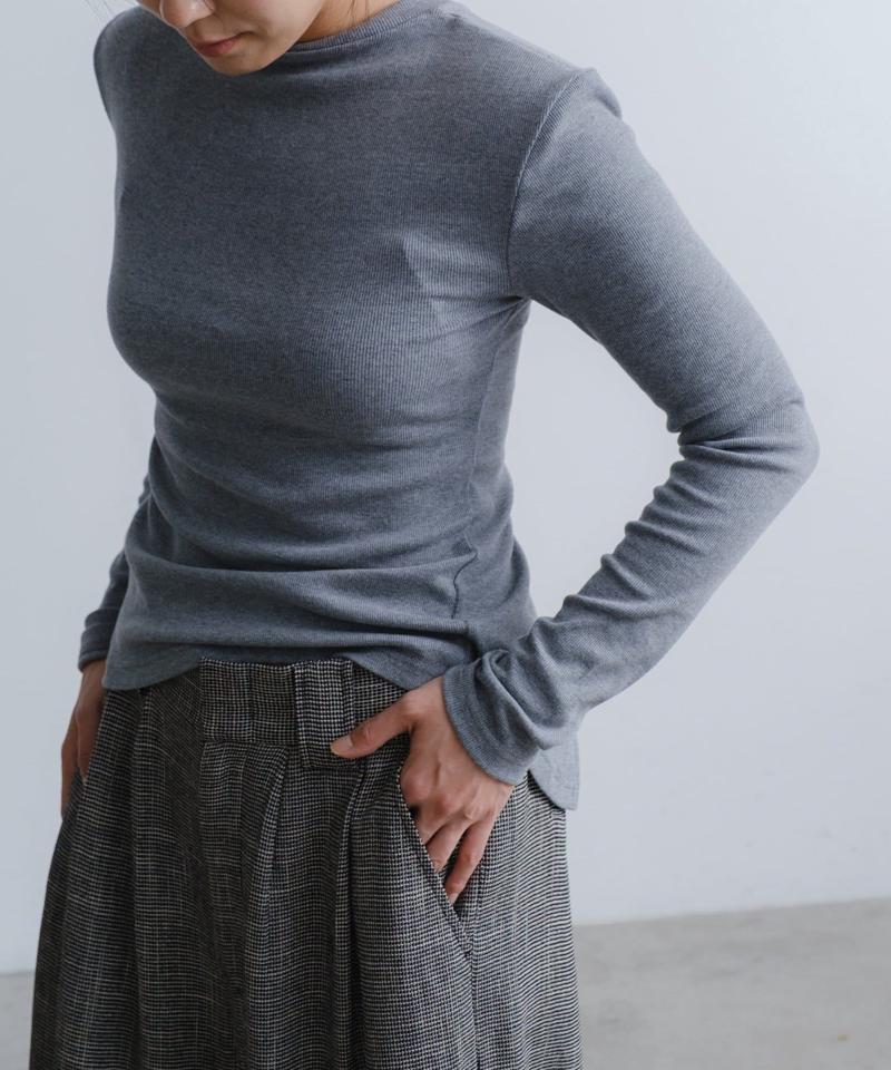 Power shoulder slit Tee