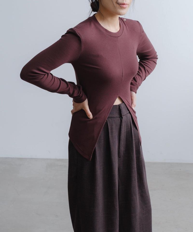 Power shoulder slit Tee