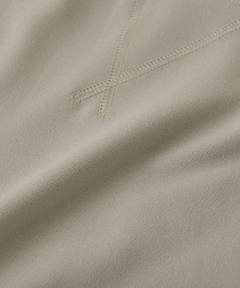 【ニットのインナーにもおすすめ】カットジョーゼットライトプルオーバー