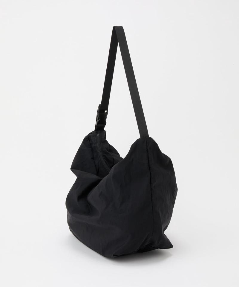 【UNISEX/超軽量150g】ソフトナイロンショルダーバッグ
