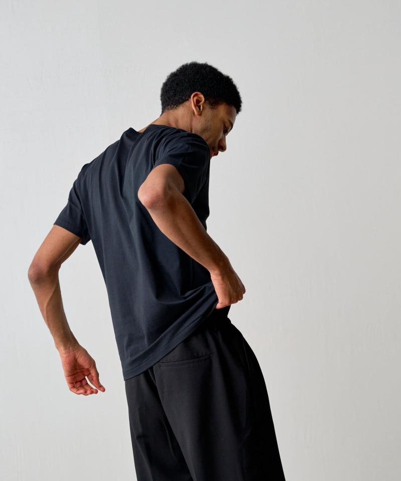 【動画あり/UNISEX/8色展開】ラウンドボディコットンTシャツ
