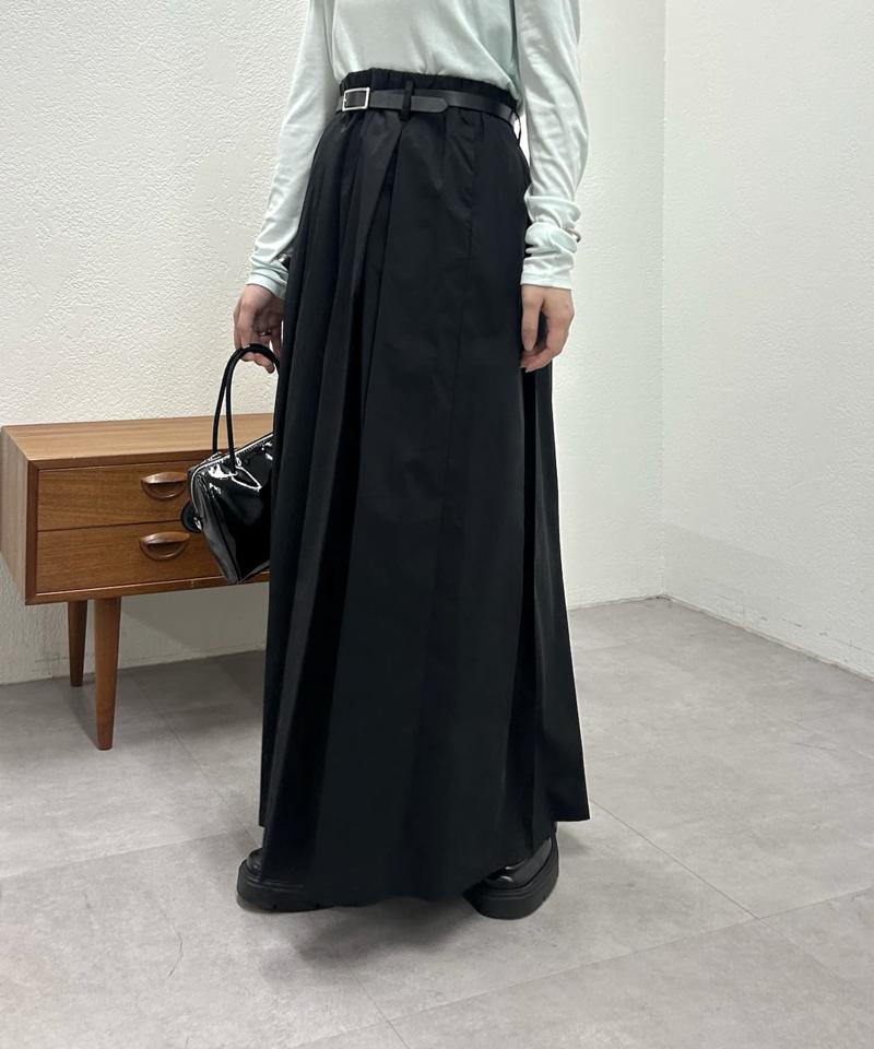ベルト付きボリュームスカート