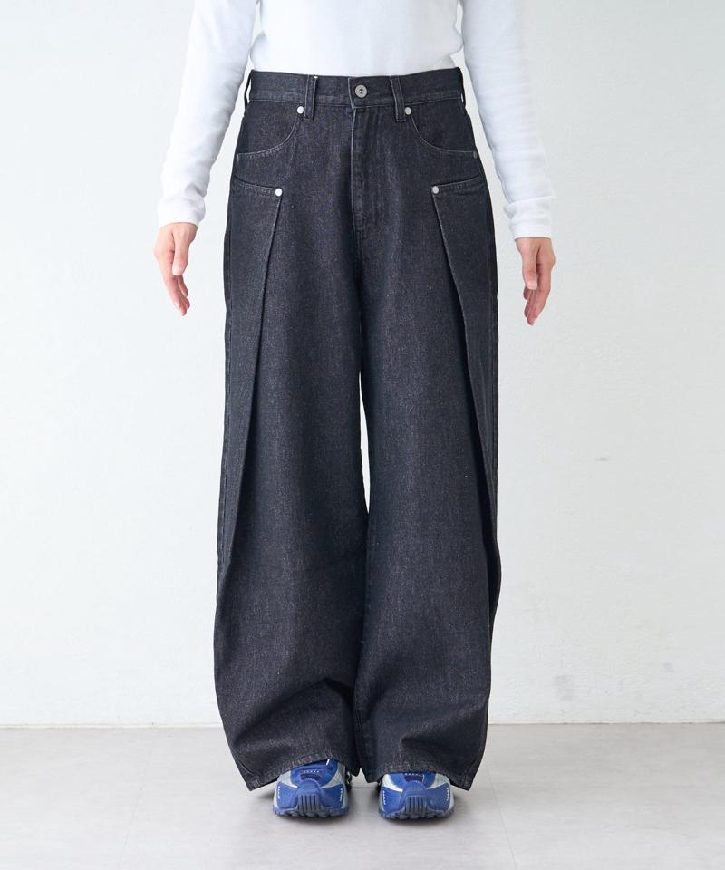【UNISEX】タックデザインワイドデニム