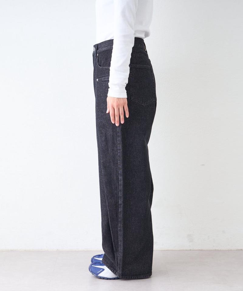 【UNISEX】タックデザインワイドデニム