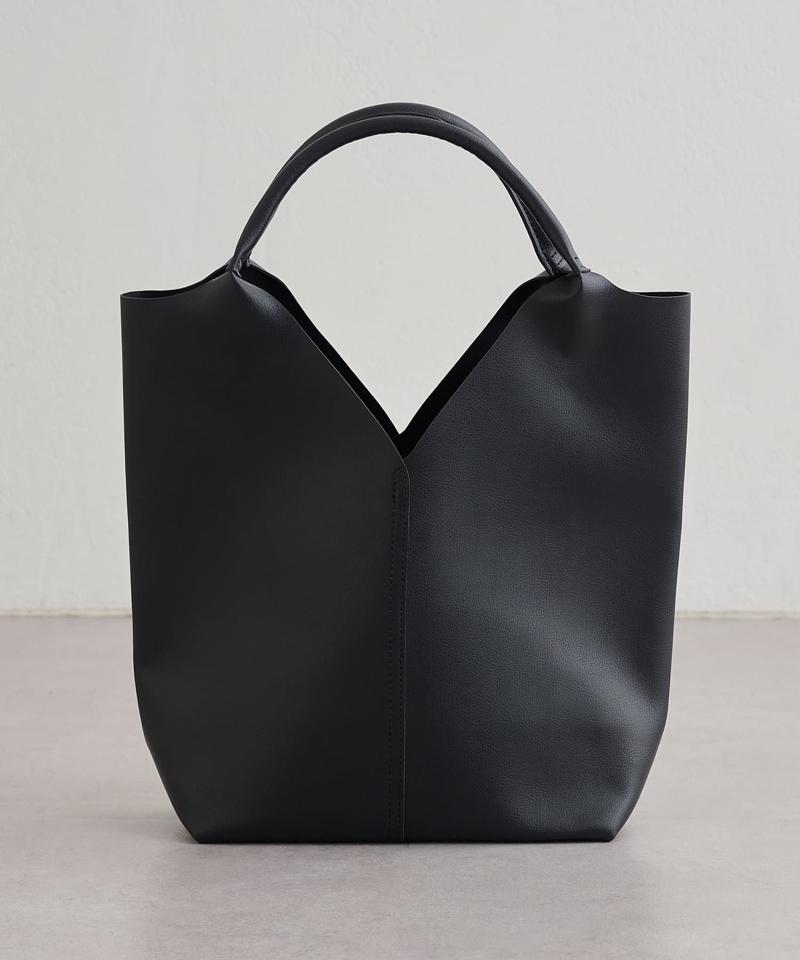 【A4サイズ収納可◎】トライアングルカットトートバッグ