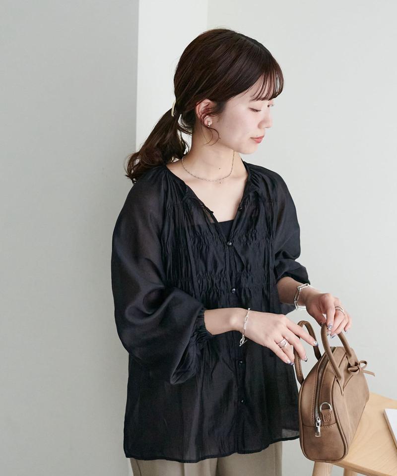 【WEB限定】シャーリング使いシアーブラウス