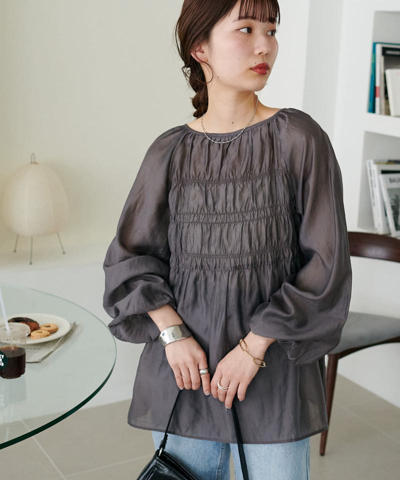 【WEB限定】シャーリング使いシアーブラウス