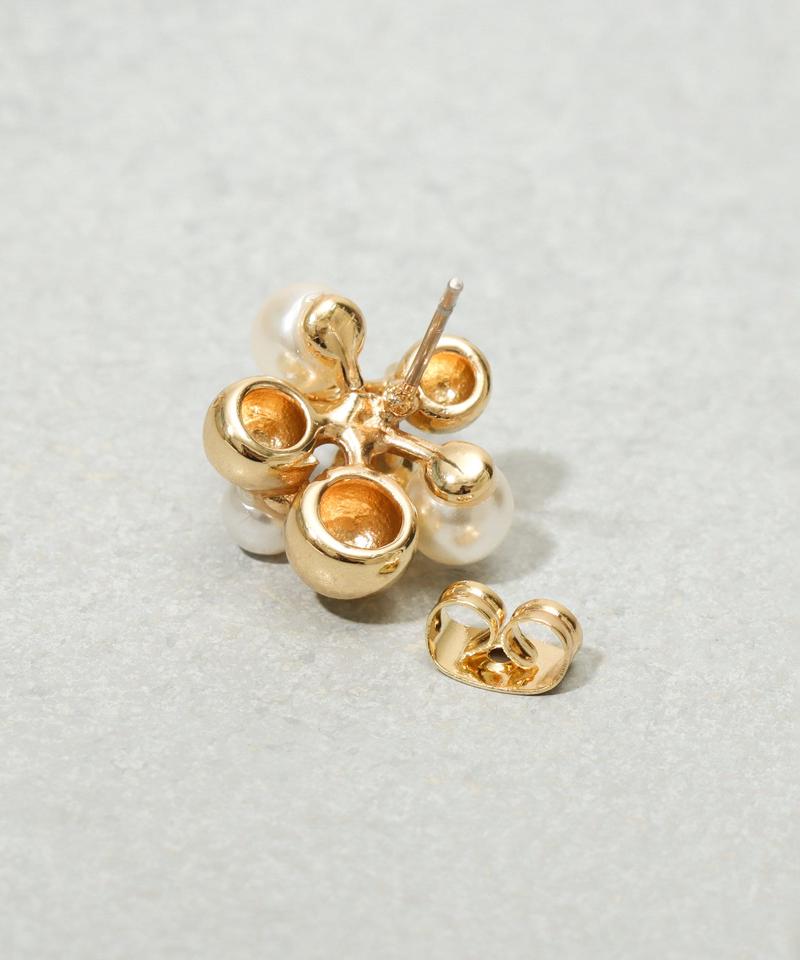 キラキラビジューピアス