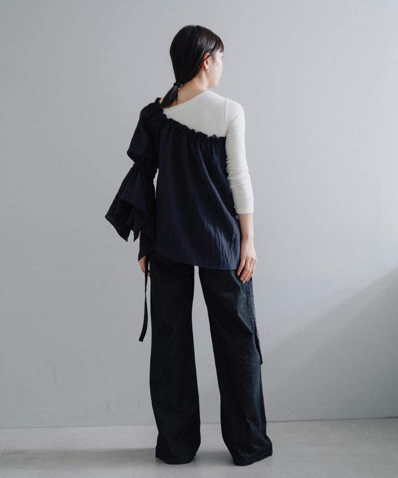 Stripe one shoulder lace blouse