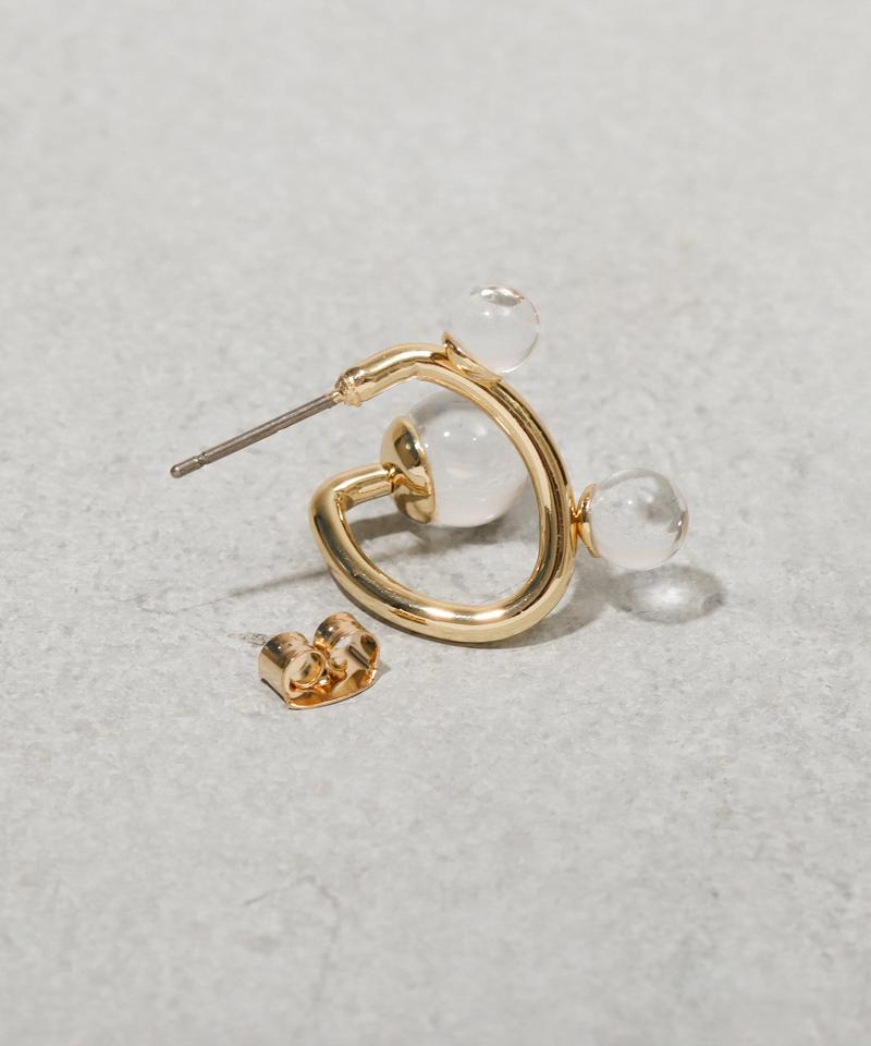 ボール付デザインピアス