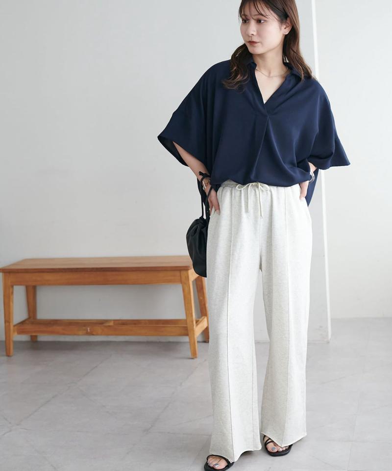 【オンオフ使える♪/シワになりにくい】抜き衿スキッパーブラウス《WEB限定》