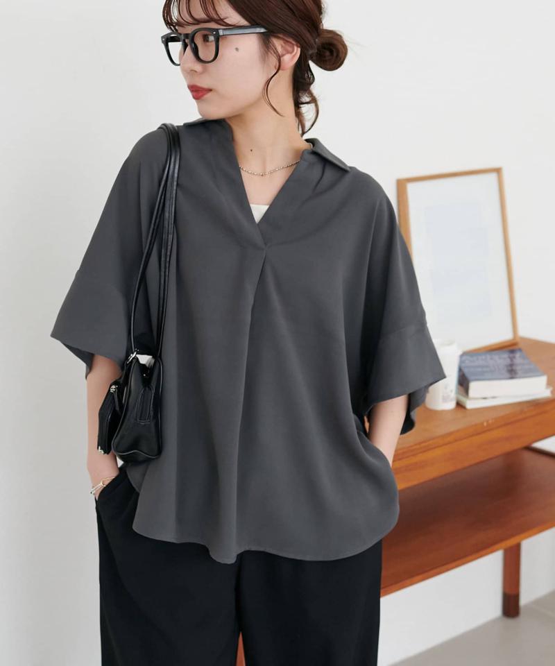 【オンオフ使える♪/シワになりにくい】抜き衿スキッパーブラウス《WEB限定》
