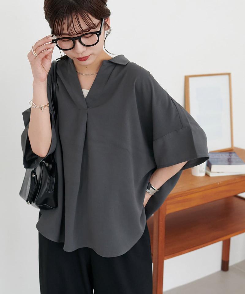 【オンオフ使える♪/シワになりにくい】抜き衿スキッパーブラウス《WEB限定》