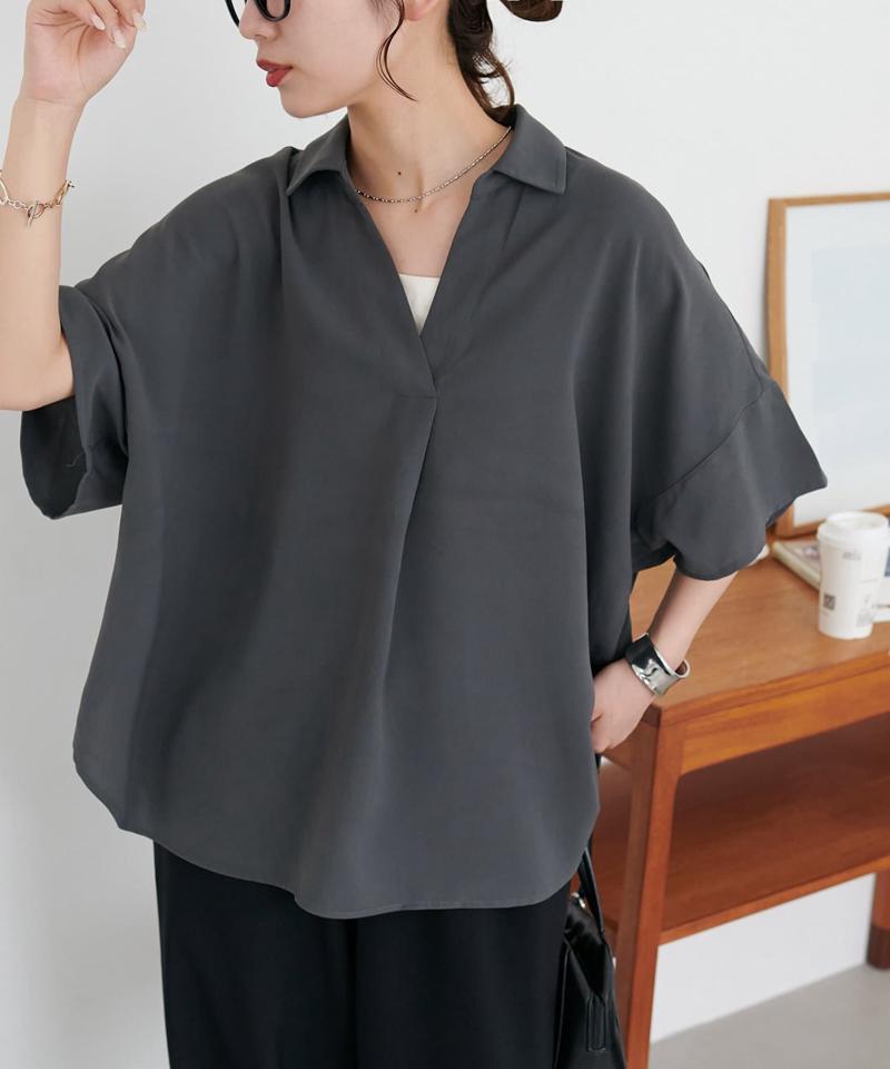 【オンオフ使える♪/シワになりにくい】抜き衿スキッパーブラウス《WEB限定》