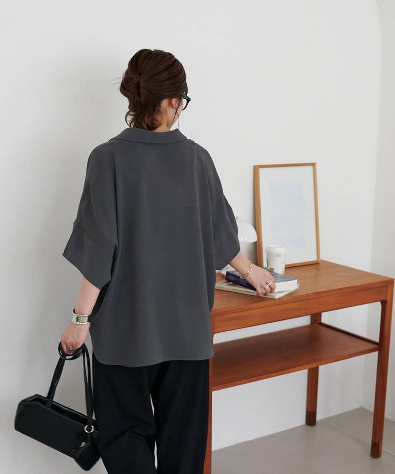 【オンオフ使える♪/シワになりにくい】抜き衿スキッパーブラウス《WEB限定》