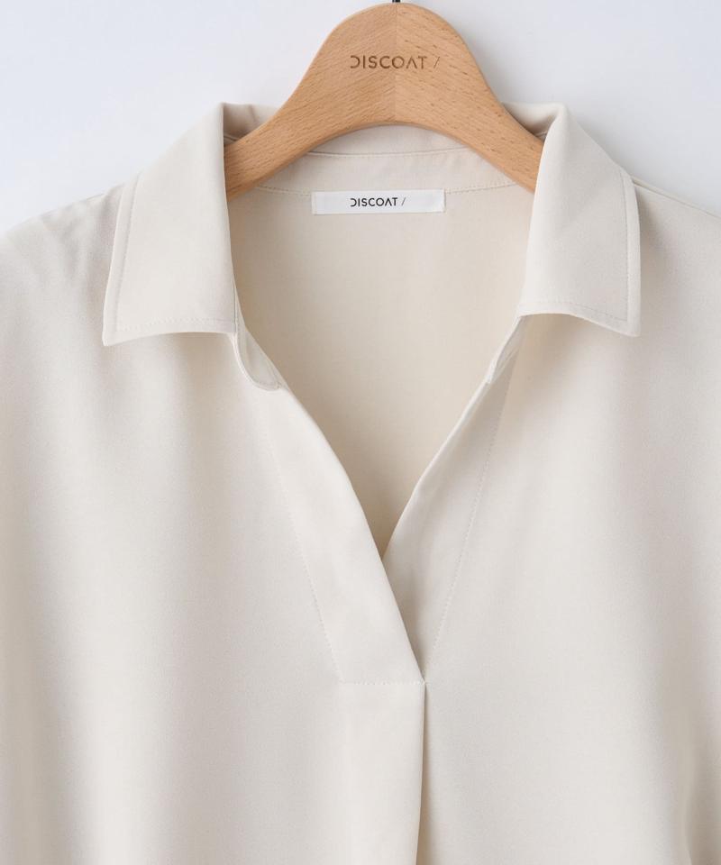 【オンオフ使える♪/シワになりにくい】抜き衿スキッパーブラウス《WEB限定》