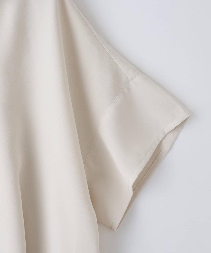 【オンオフ使える♪/シワになりにくい】抜き衿スキッパーブラウス《WEB限定》