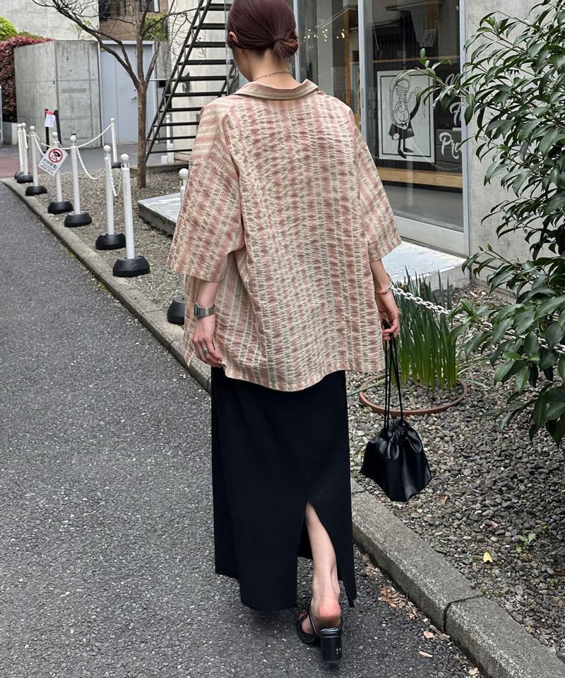 【ユニセックス】ドビーマルチストライプ半袖シャツ