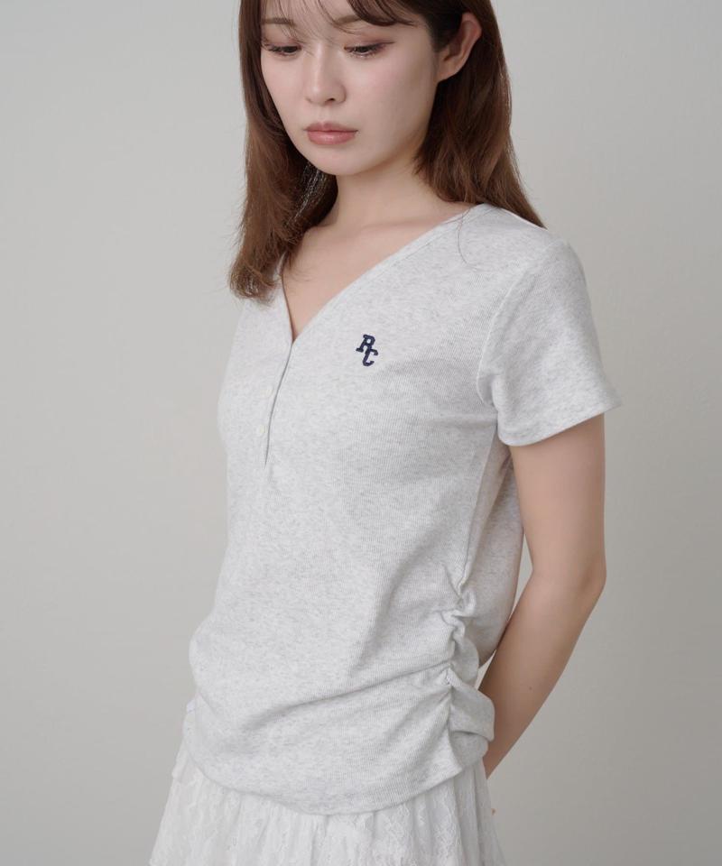 Vネックヘンリー胸刺繍半袖Tシャツ