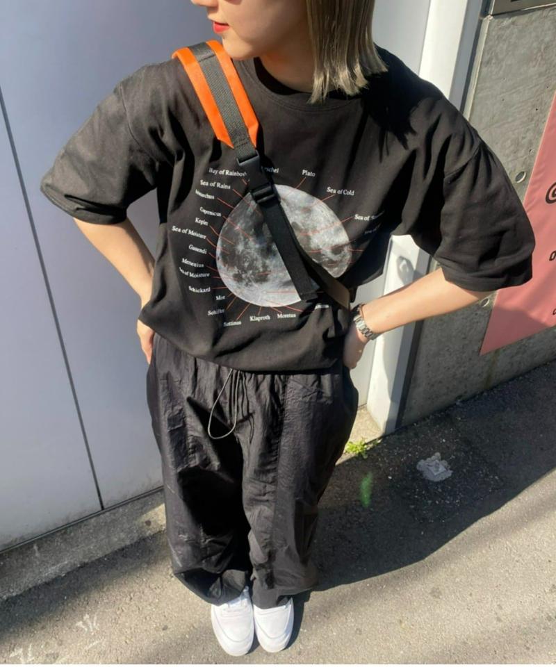 【WEB限定】【UNISEX】ムーンクレーター&アースロゴプリントTee