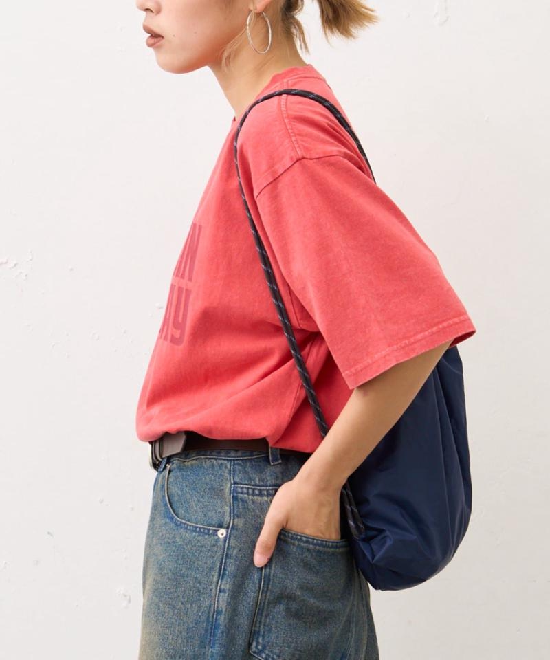 【UNISEX】アシッドウォッシュ加工ロゴTEE