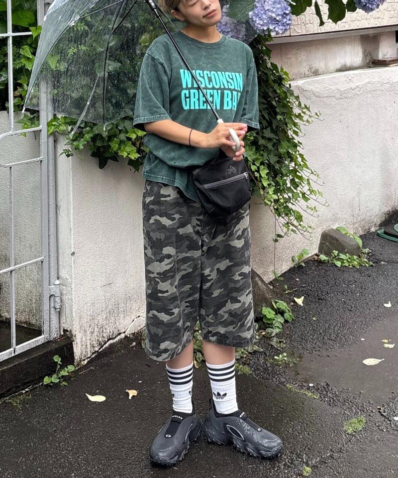 【UNISEX】アシッドウォッシュ加工ロゴTEE