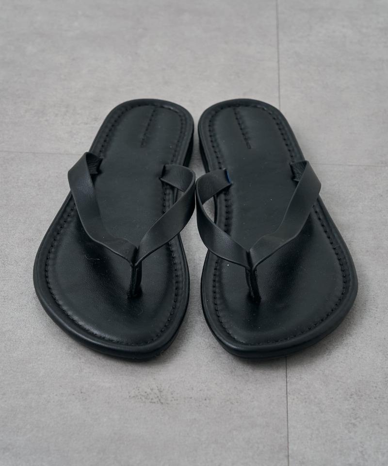 《夏らしい抜け感》トングフラットサンダル