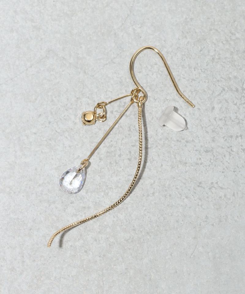 ガラスドロップメタルピアス