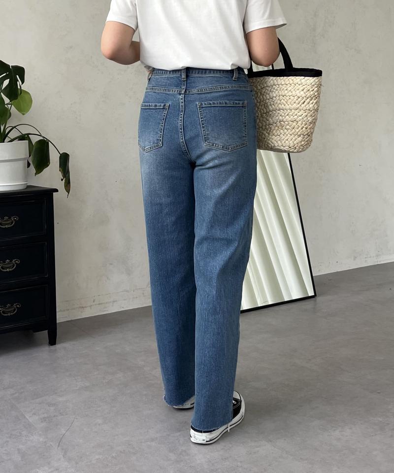 【MOMO】ストレッチスリムストレートデニム