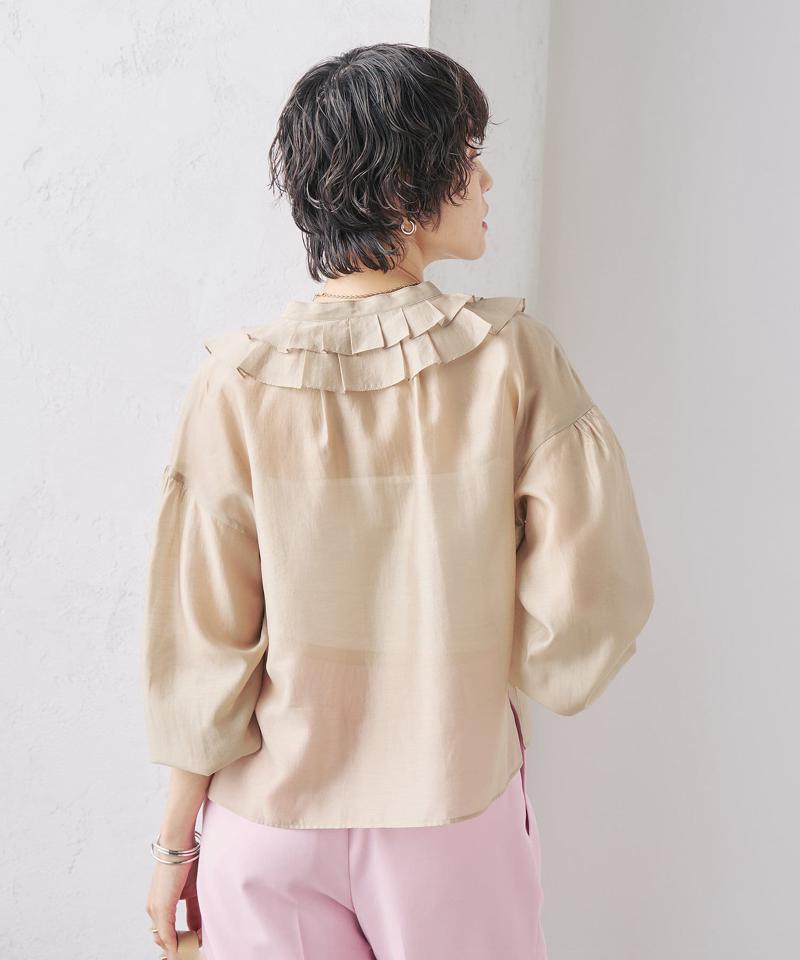 ラッフル衿シアーブラウス