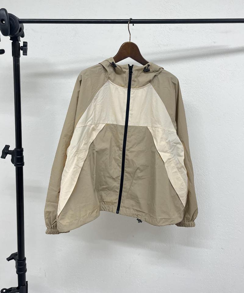 【スペシャル企画】LOUNGEDRESSコラボ マウンテンパーカー