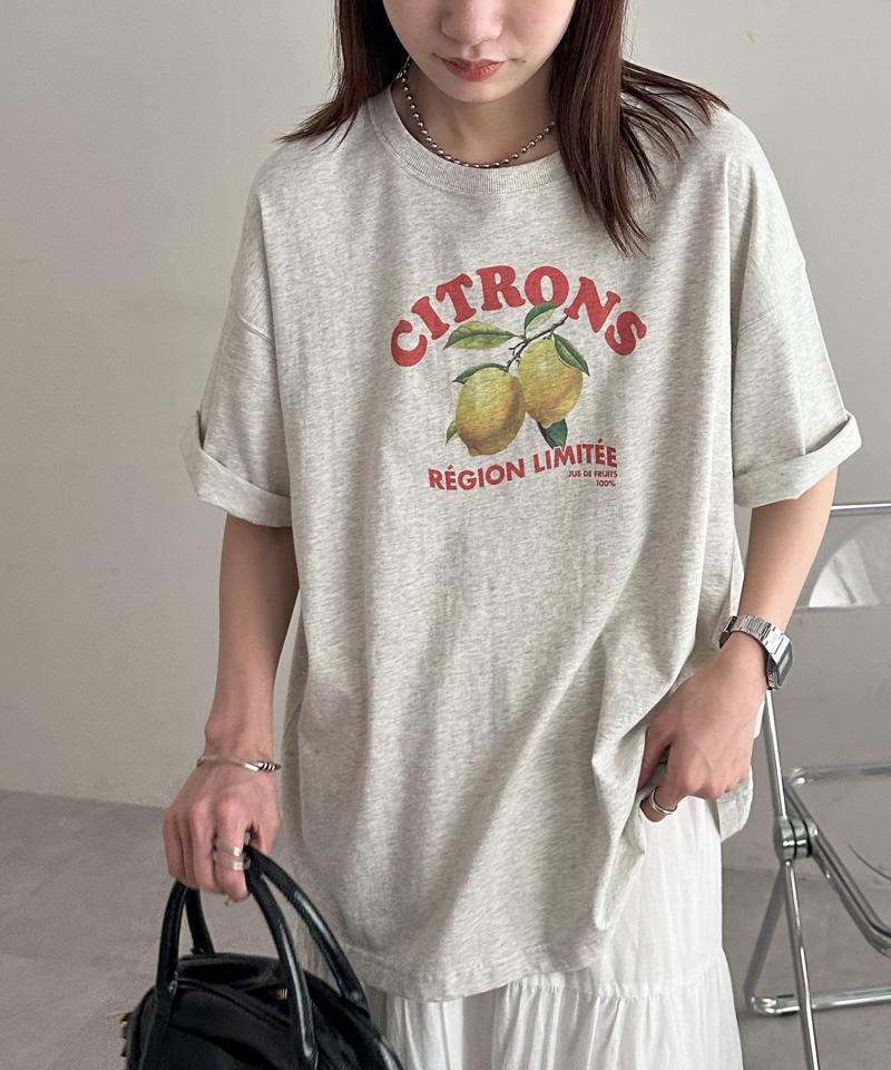 【ユニセックス】レモングラフィックTシャツ《WEB限定カラーあり》