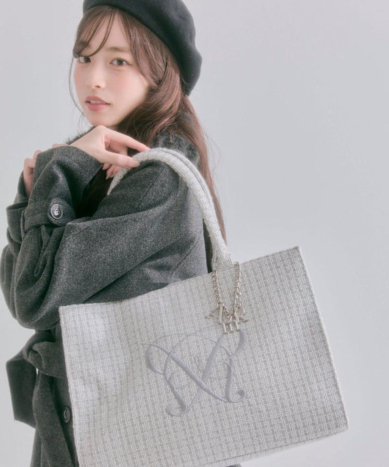 【大容量/推し活】Aimerianejoieチャーム付きキャリーオントート