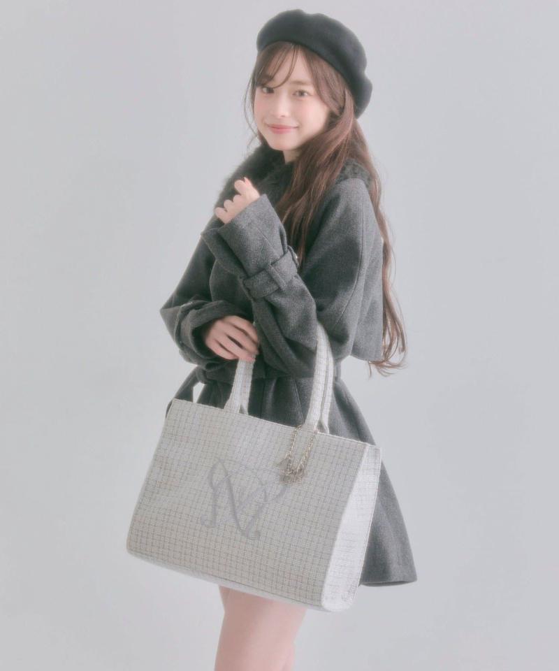 【大容量/推し活】Aimerianejoieチャーム付きキャリーオントート