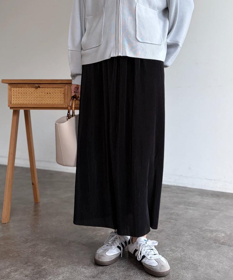 プリーツナロースカート