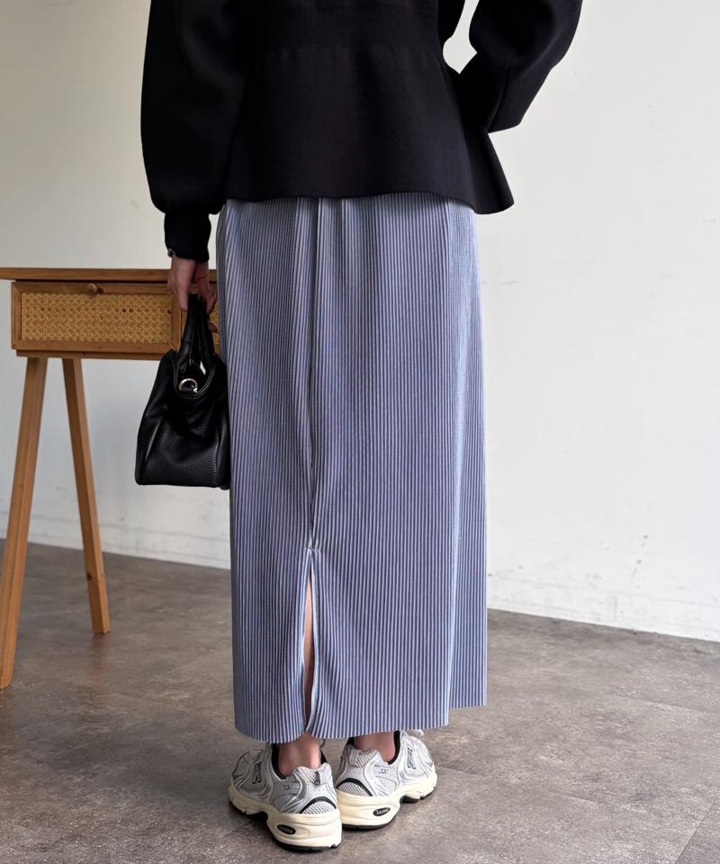 プリーツナロースカート