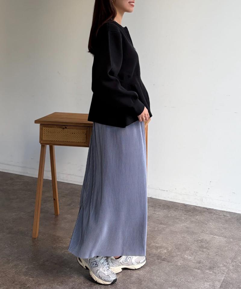 プリーツナロースカート