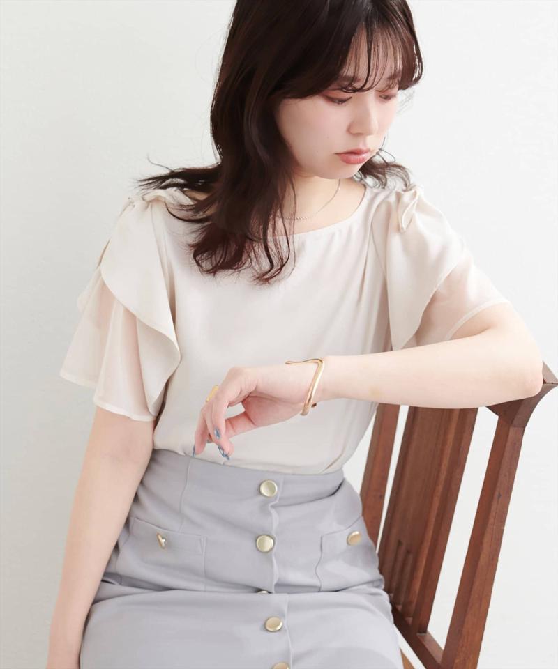 【WEB限定】肩リボンラッフルフレア袖ブラウス