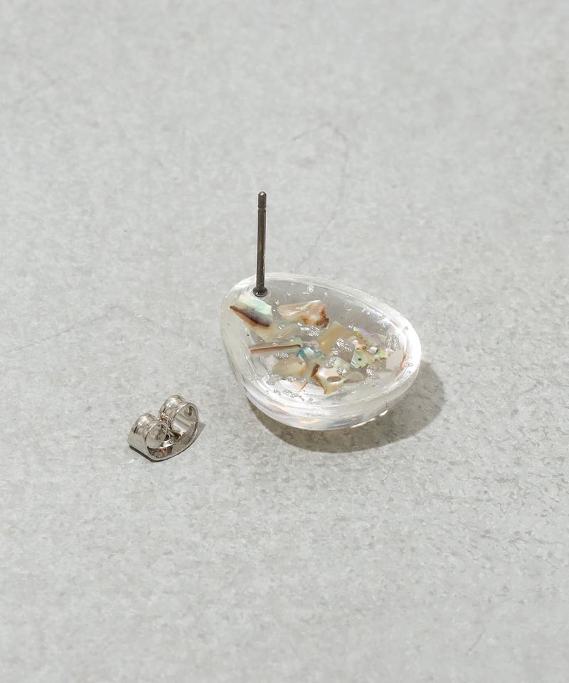 箔封入クリアピアス
